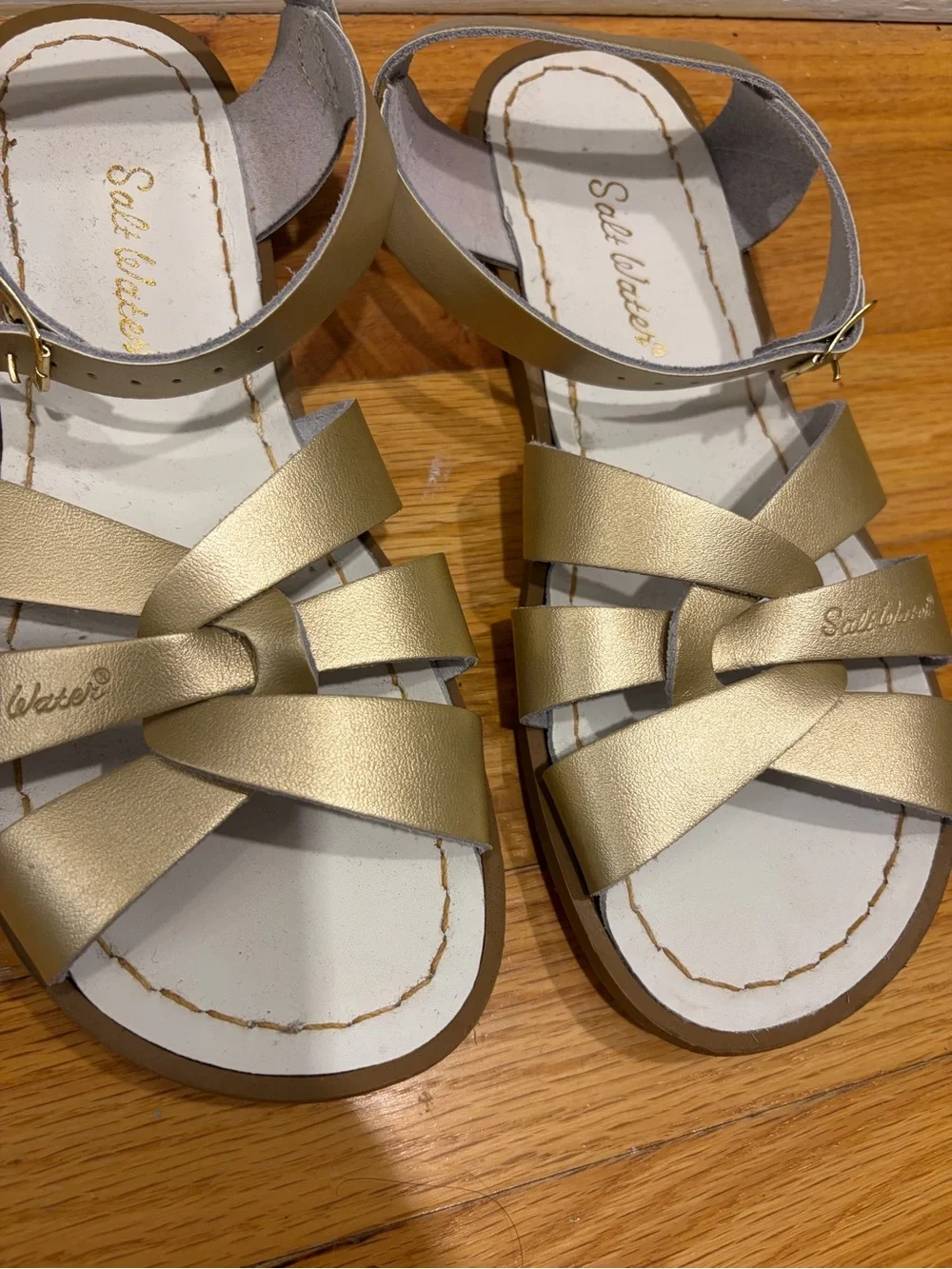 Saltwater Gold Leather Sandals - Classic Strappy Style